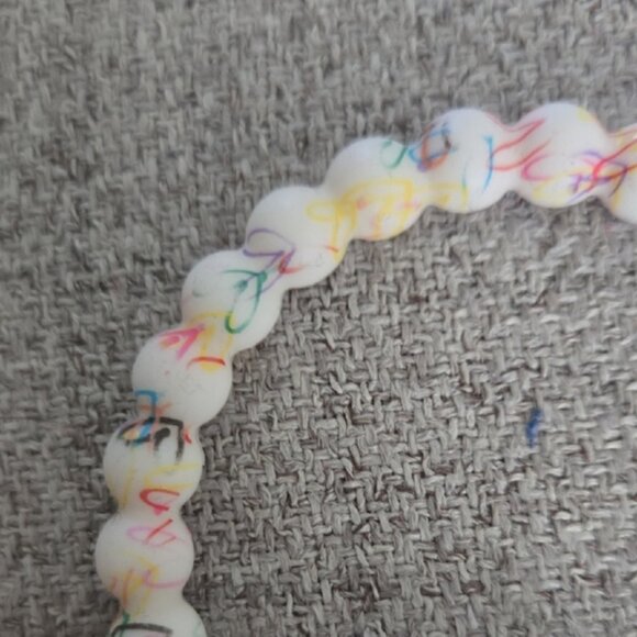 Set Of 4 Lokai Bracelets - Picture 5 of 5